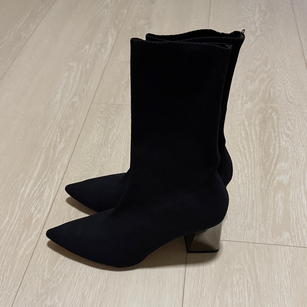 Zara Black Glove Knit Fabric Heeled Boots - Picture 4 of 11